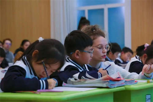 忠德學校國際部精品課