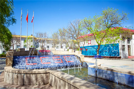 北京中加學校