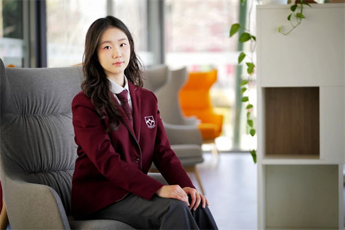 劍橋大學(xué)國王學(xué)院前副院長Rob Wallach教授來訪愛迪