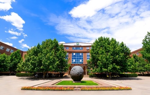 凱博外國語學校