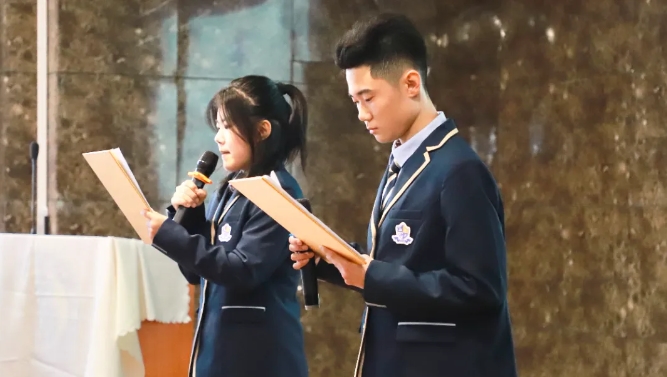 維多利亞世界學院開學典禮