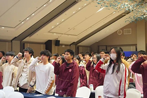 北京東方紅學校舉辦高考百日誓師大會:吹響沖鋒號角,迎接高考挑戰!