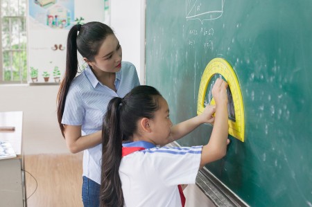 非京籍租房家庭報考中加通州華仁學校材料清單！證件不全將影響入學！