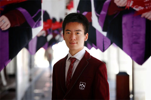 愛(ài)迪畢業(yè)生