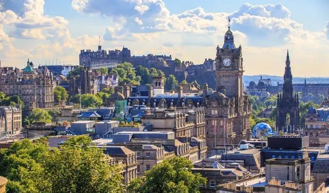 愛丁堡龍比亞大學