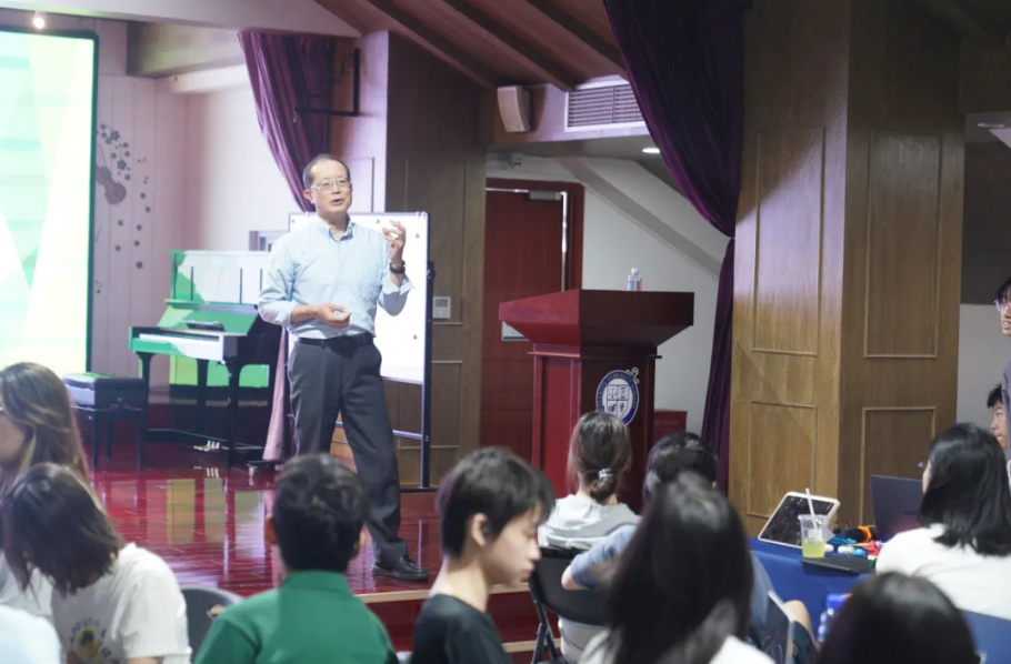 GFCC峰會在天津法拉古特學校舉辦